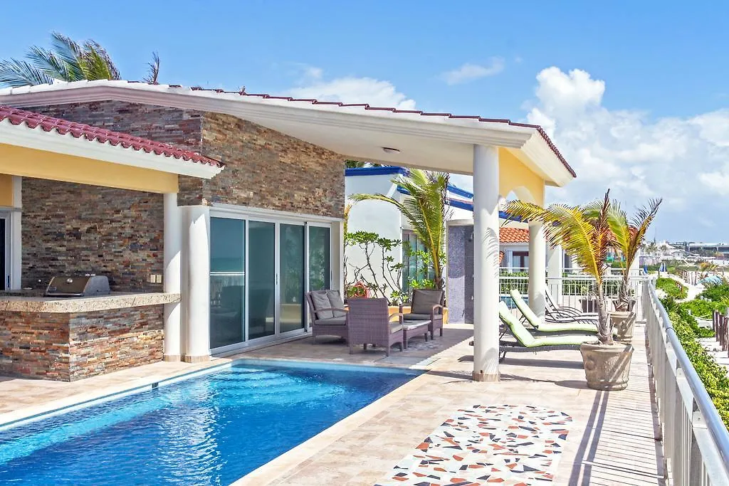 Villa Rebeka - Spectacular Beachfront Oceanview 4 Bedroom - At Playacar Phase I